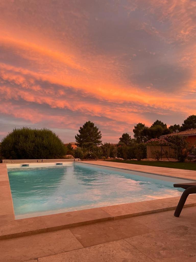 Villa Chez Geraldine Piscine Chauffee, Proche Plage Et Riviere Lecci Luaran gambar